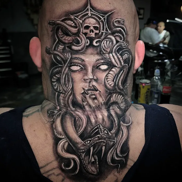 Vengeance Ink Tattoo & body piercing 7