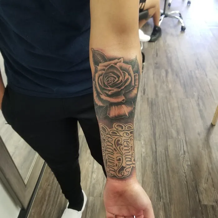 RESILIENCE TATTOO COLLECTIVE 4
