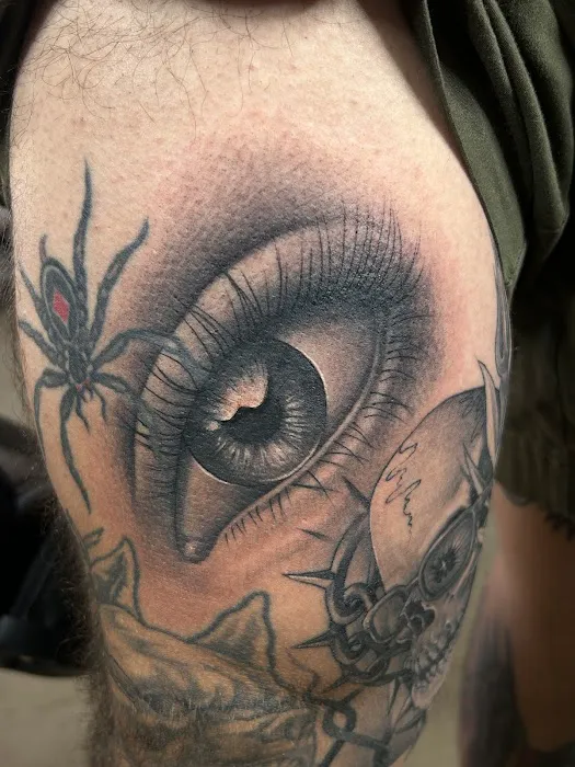 Calafia Tattoo Studio 4