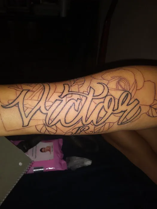 Mission Tattoo & Piercing 8