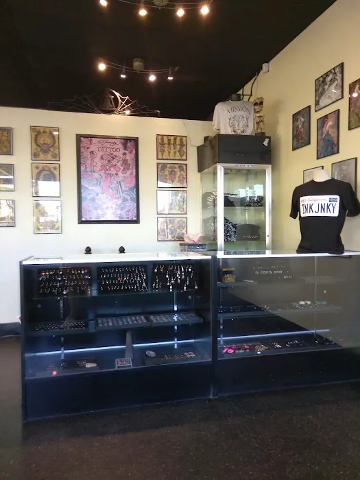 Mission Tattoo & Piercing 7