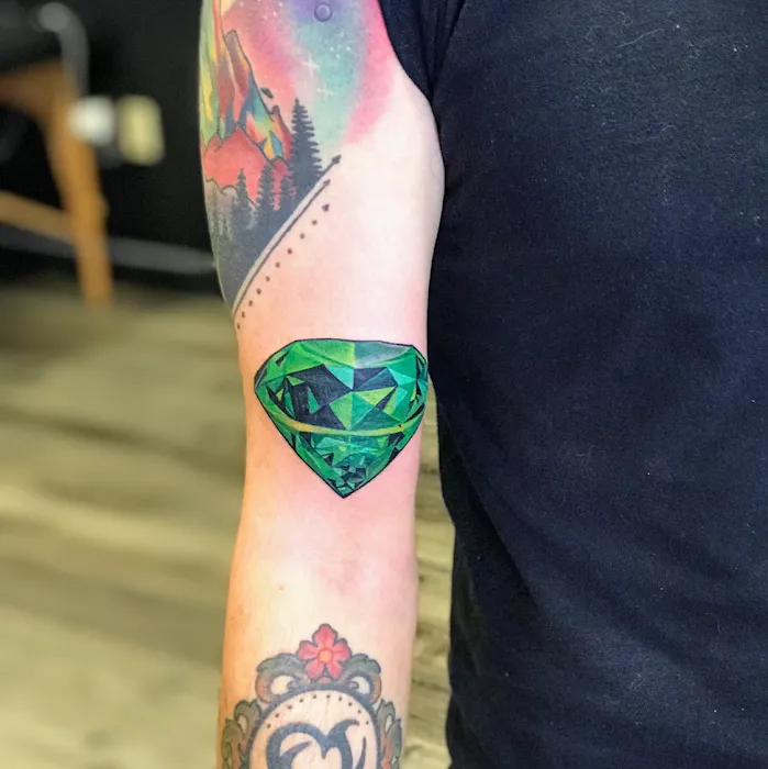 Palace Art Tattoo 9