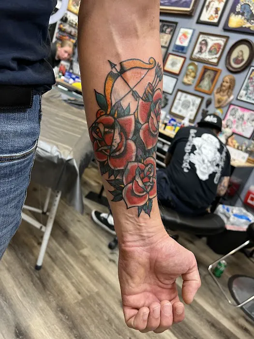 Palace Art Tattoo 0