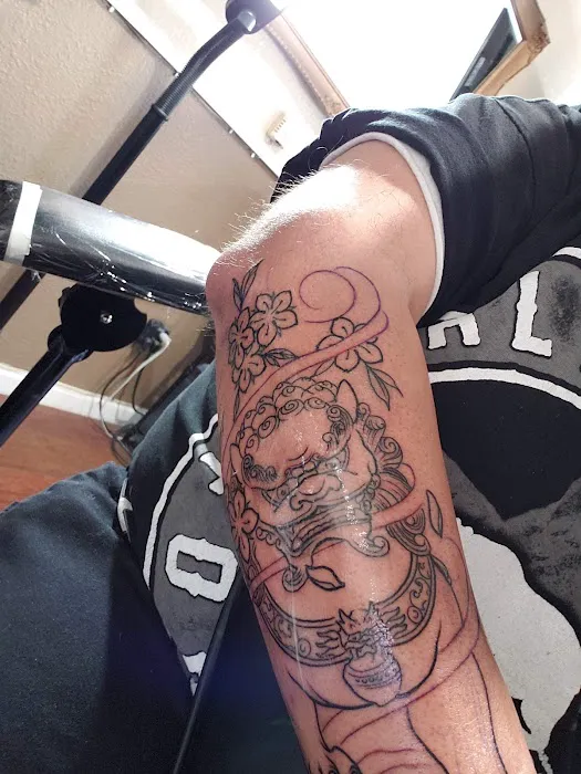 Reflect Tattoo Studio 5