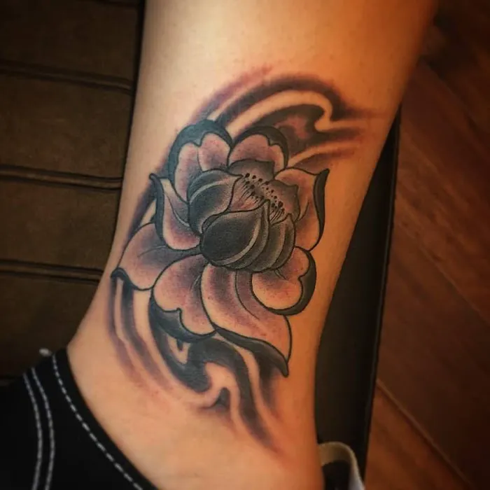 Reflect Tattoo Studio 8