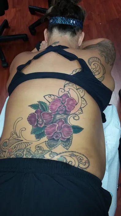 Moval Inked 1