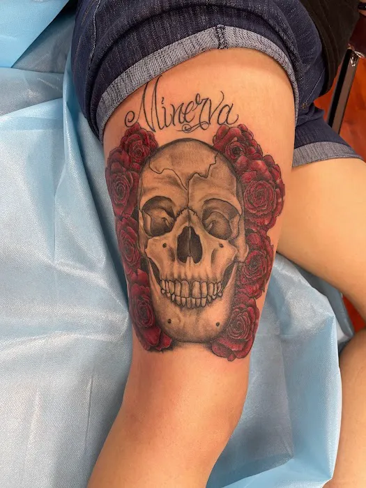 Moval Inked 5
