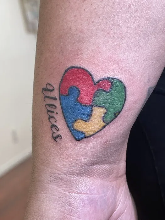 Jen's Tattoo Studio 3