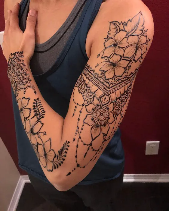 KG Henna and Body Art 8