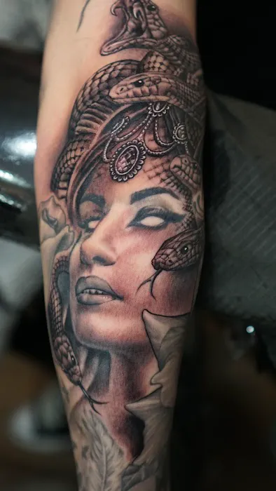 Downtown Tattoo & Body Piercing 9