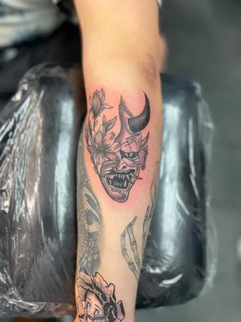 Chicano Tattoo & Piercings 0