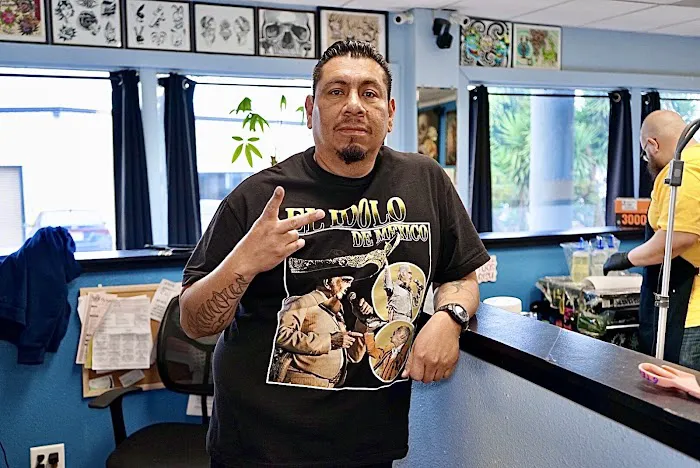 Famous Tattoo & Body Piercing 3