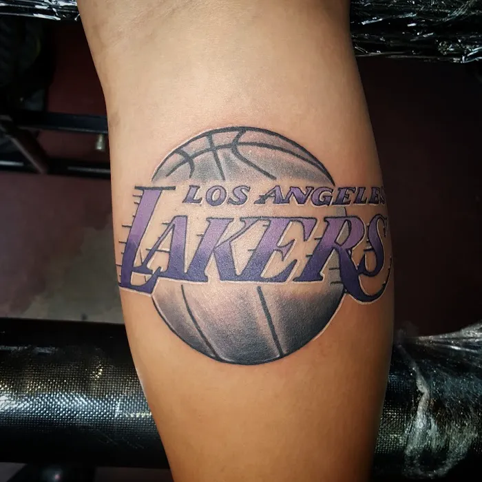 Ventura Tattoo & Piercing 2