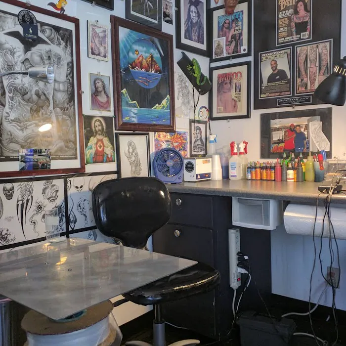 Doctor Ink's Tattoo Clinic 6