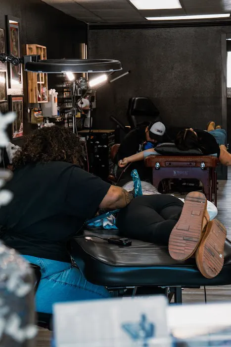 Black Bee Tattoo Parlor 5