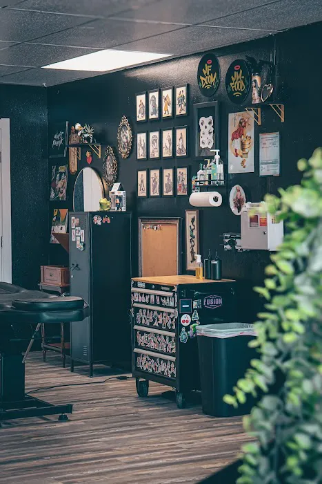 Black Bee Tattoo Parlor 1