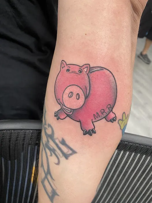 Los Plebes Tattoos & Piercings 1