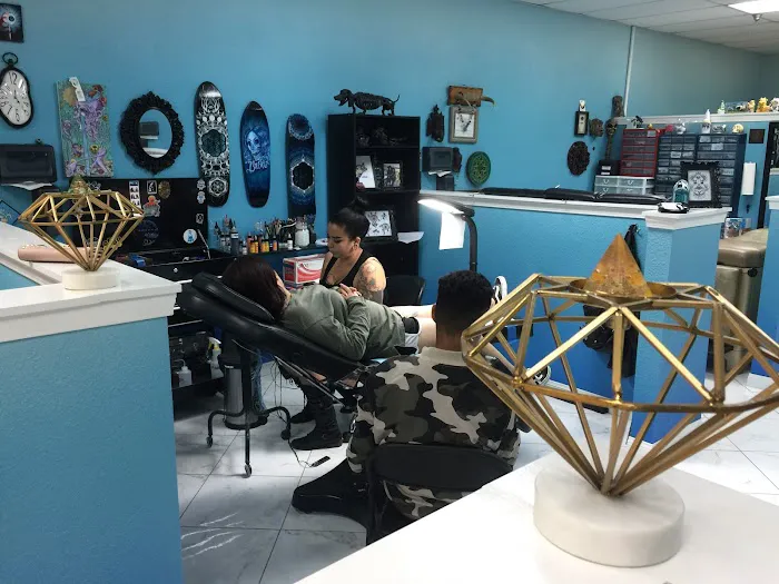Diamond City Tattoo & Piercing 6