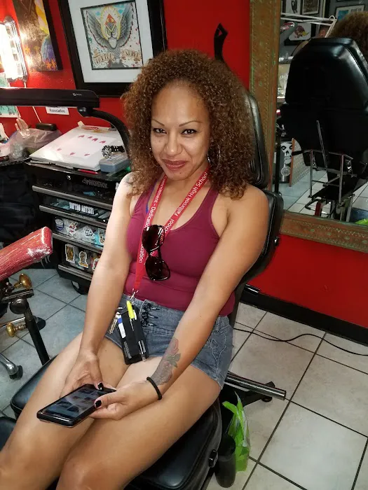 Body Graphics Tattoo 0