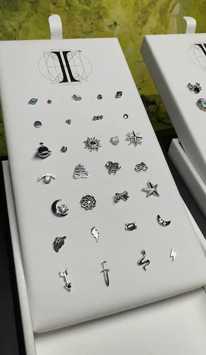 Piercings by Jenn LLC DBA Curated Piercing Studio 9