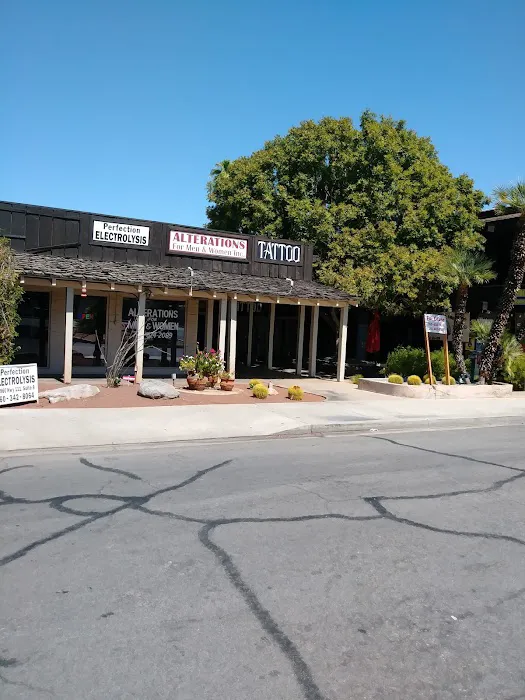 Left coast tattoo studio 9