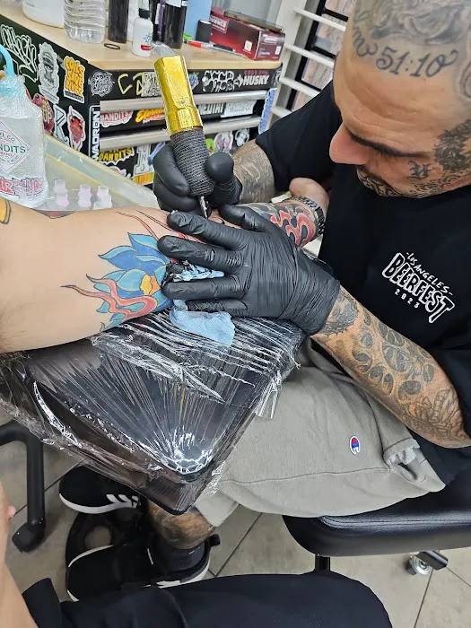 Left coast tattoo studio 6