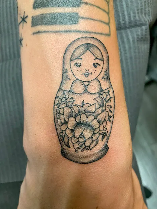 LUXE INK TATTOO 6