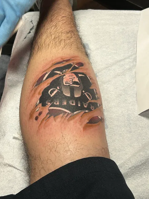 Cosmic tattoo studio 0