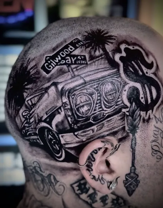 Outlaw Tattoo Studio & Body Piercing 5