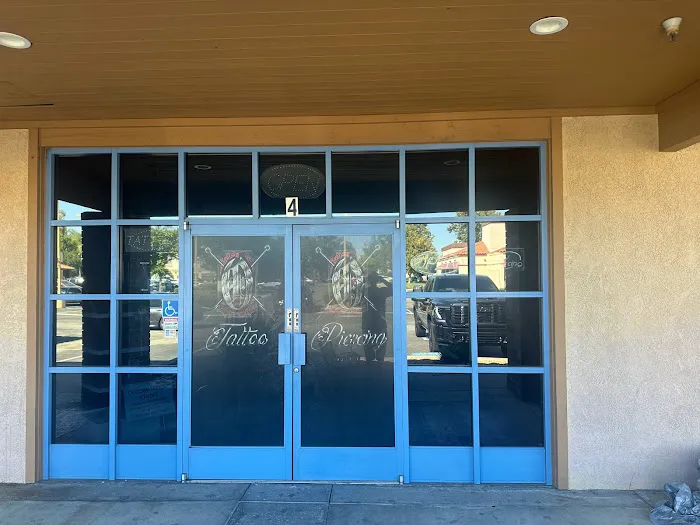 Outlaw Tattoo Studio & Body Piercing 2