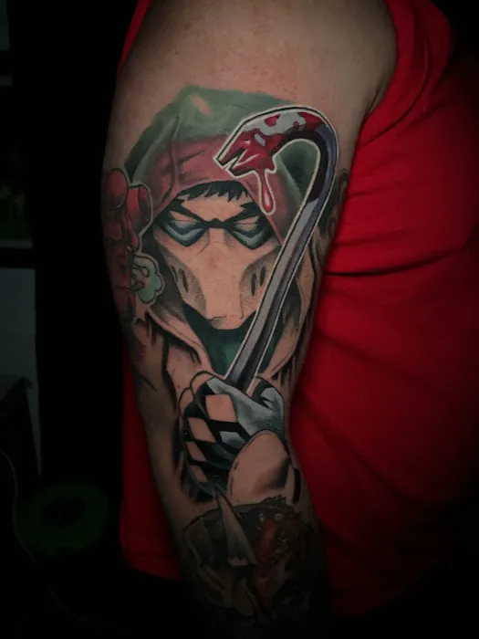 Plus Ultra Tattoo Studio 4