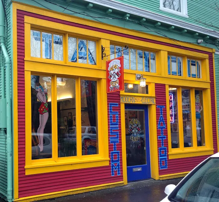 Freaks and Geeks Tattoo Studio 2