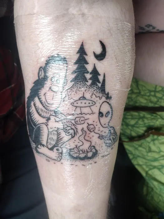 Dire Wolf Tattoo Studio 3