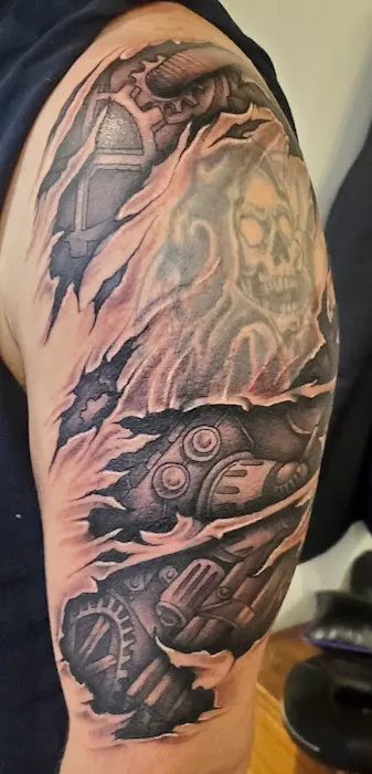 Dire Wolf Tattoo Studio 6