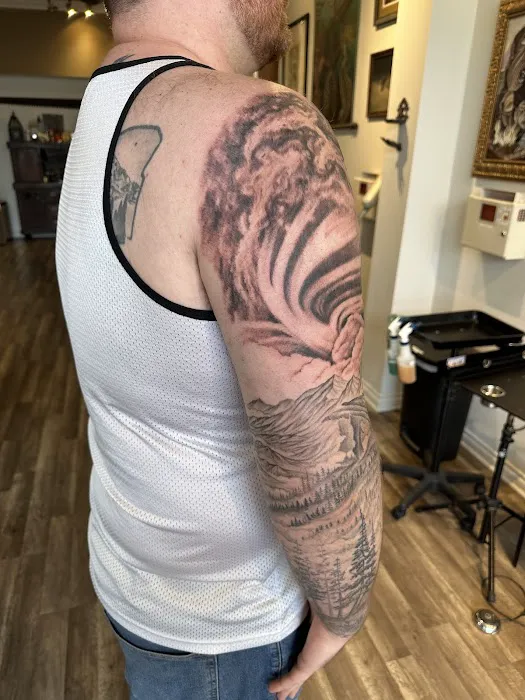 Dire Wolf Tattoo Studio 7