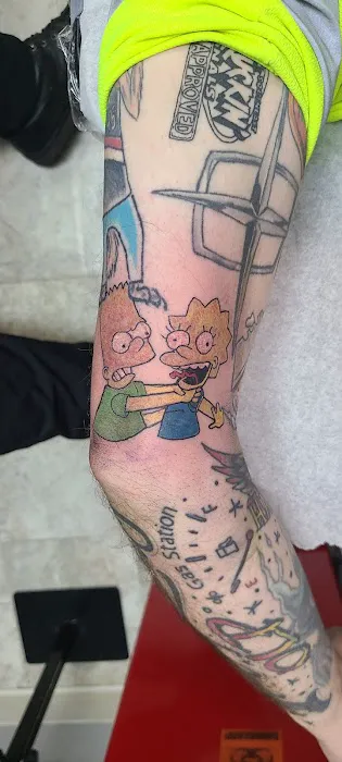 Aardvark Tattoo Company 0