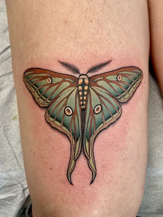 La Petite Tattoo 4