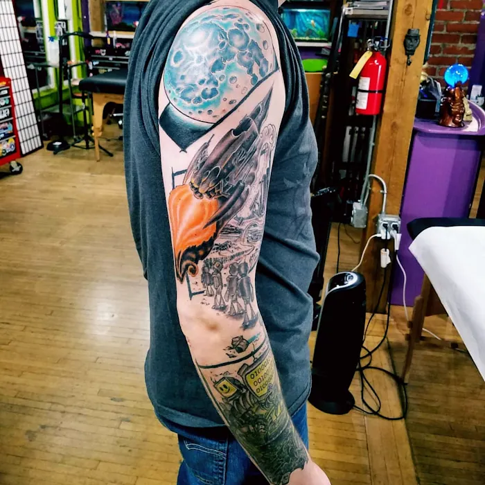 Martian Arts Tattoo Studio 8