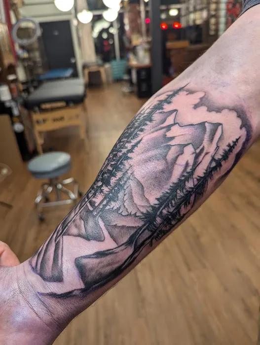 Grizzly Tattoo 5