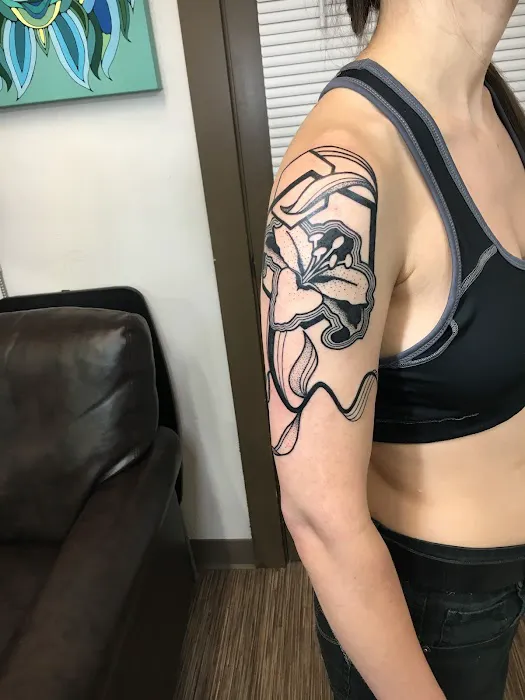Obsidian Tattoo 4