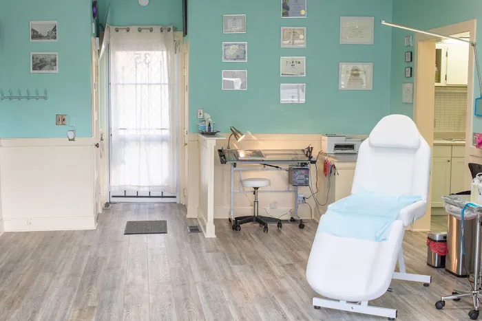 Brow Babe Studio - Cosmetic Brow & Tattoo Studio 7