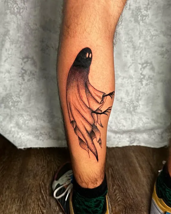 Jesus (aka Xhuy) at Oak Iris Tattoo 2