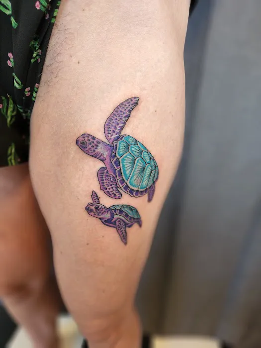 Raving Artist Tattoo Studio 5