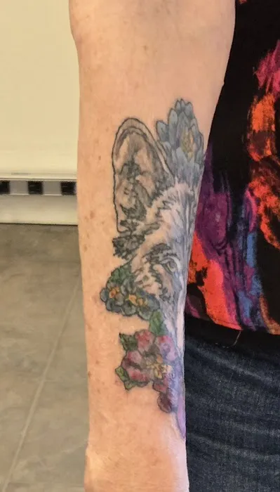 Floating Lotus Tattoo Studio 1