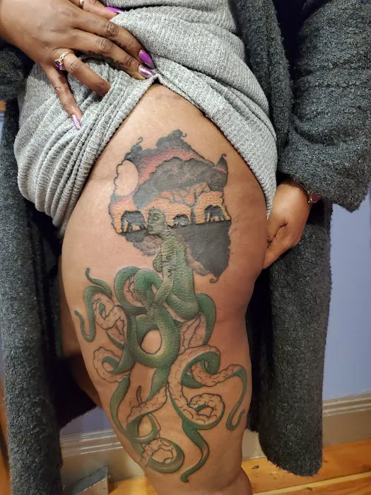 Robot Piercing and Tattoo 1