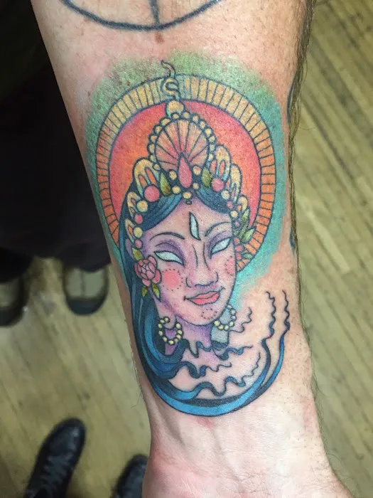 Raincloud Tattoo, private studio of Kari Yocom 7