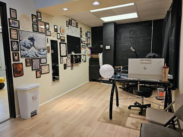 Black Dahlia Tattoo Company 1