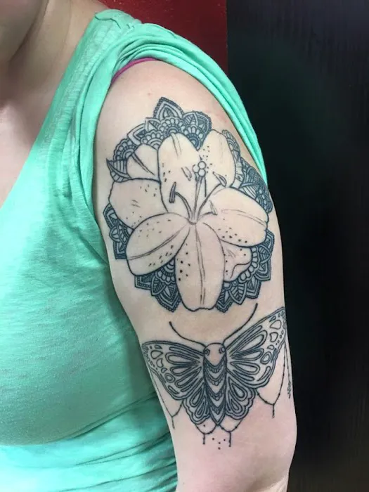 AJ Tattooist 7