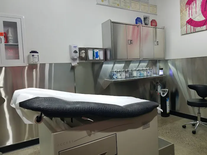 Milano Body Piercing 0