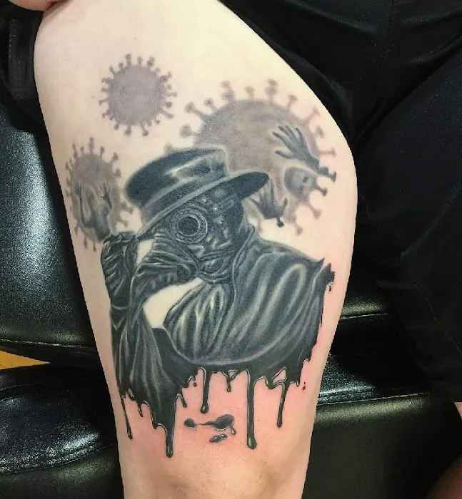 Illuminati Tattoo Oregon City 6